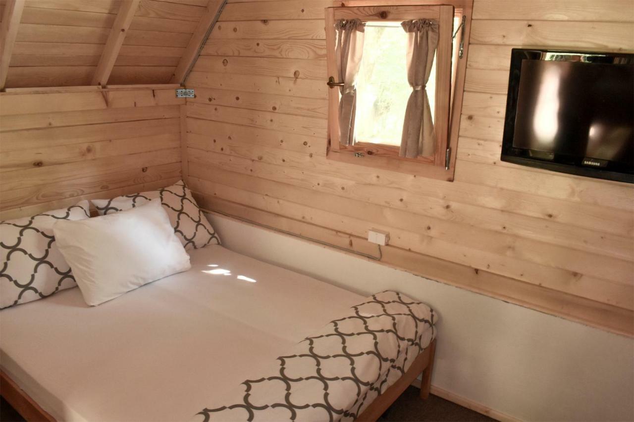 Tara Inn Resort Bastasi Екстериор снимка