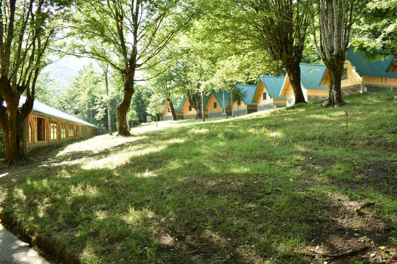 Tara Inn Resort Bastasi Екстериор снимка